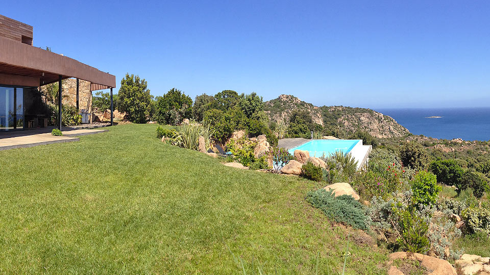 Villa rentals in Corsica, rent a luxury villa in Corsica Villanovo