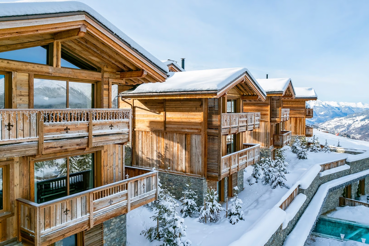Prestige du Belvédère Sud : chalet d'élite à Courchevel 1850
