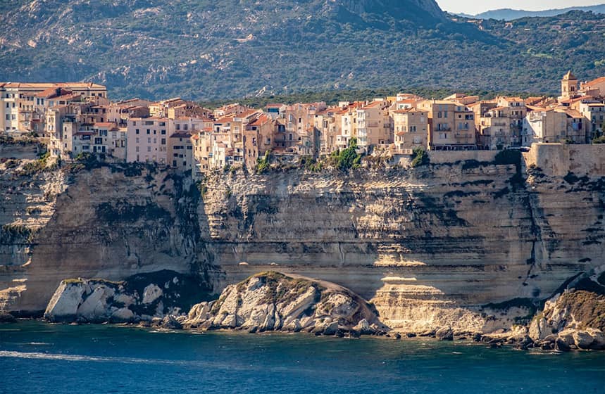 Où partir en Corse en famille ? Explorez l'île depuis votre villa