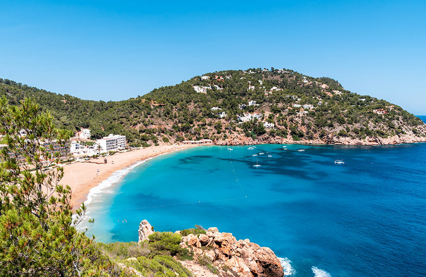 Que faire à Cala Llonga & Roca Llisa ? Plages familiales et plus encore