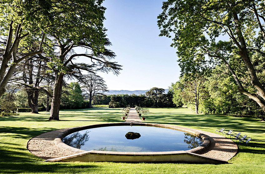 Étoiles et saveurs : Évasion gastronomique en Provence