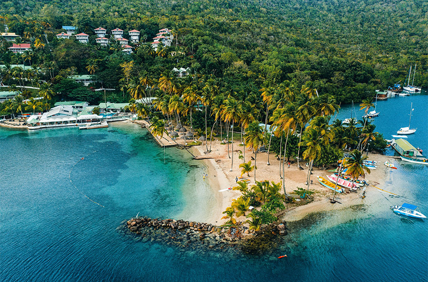 10. Saint-Martin : soleil brillant en mars