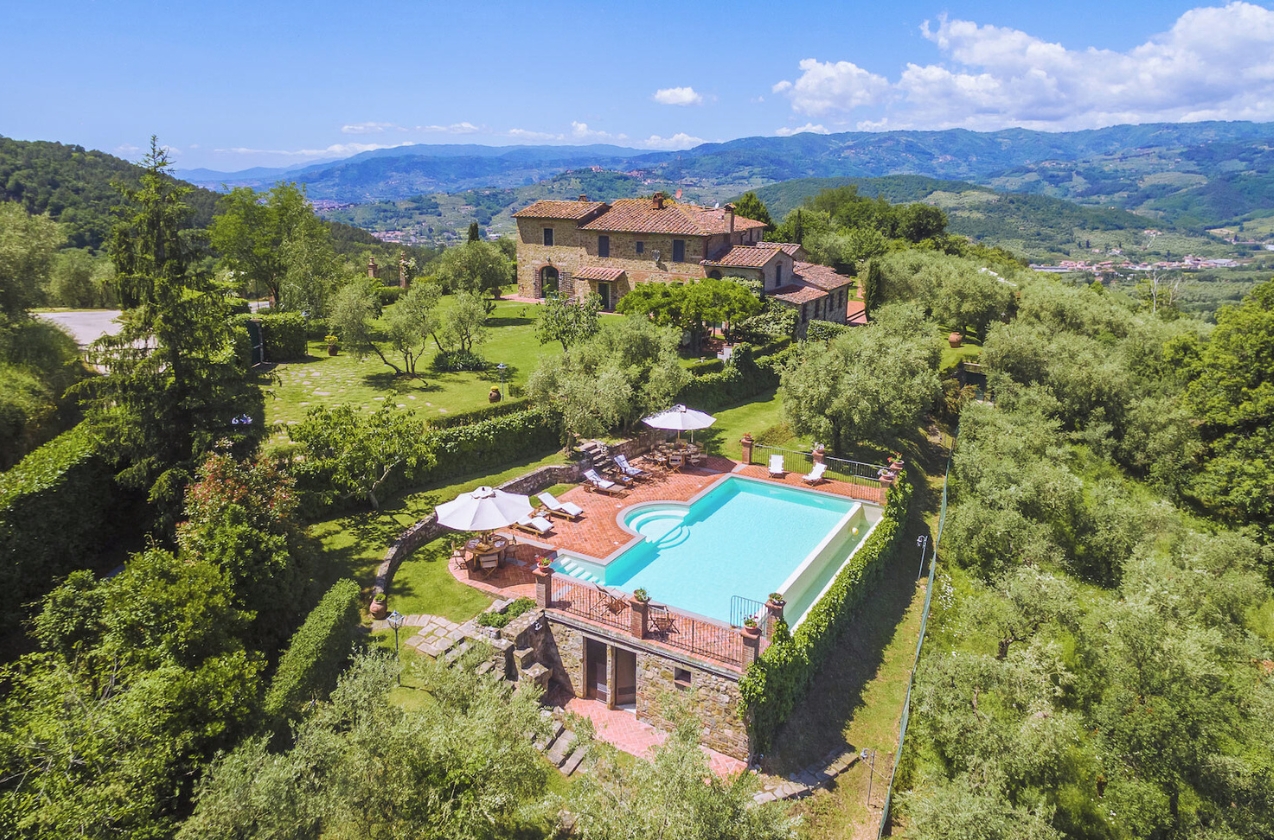 Villa Pistoia : maison historique dans la campagne Toscane