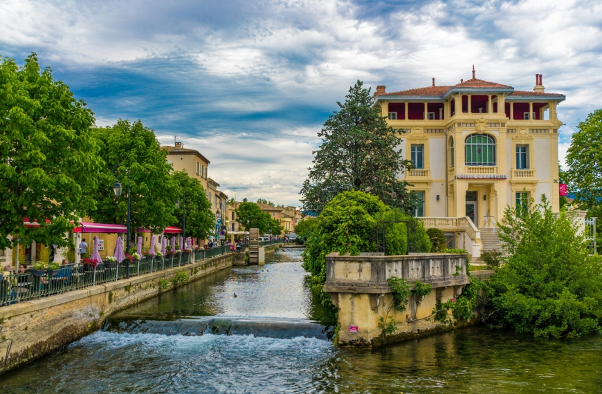 L’Isle-sur-la-Sorgue : art de vivre et charme fluvial