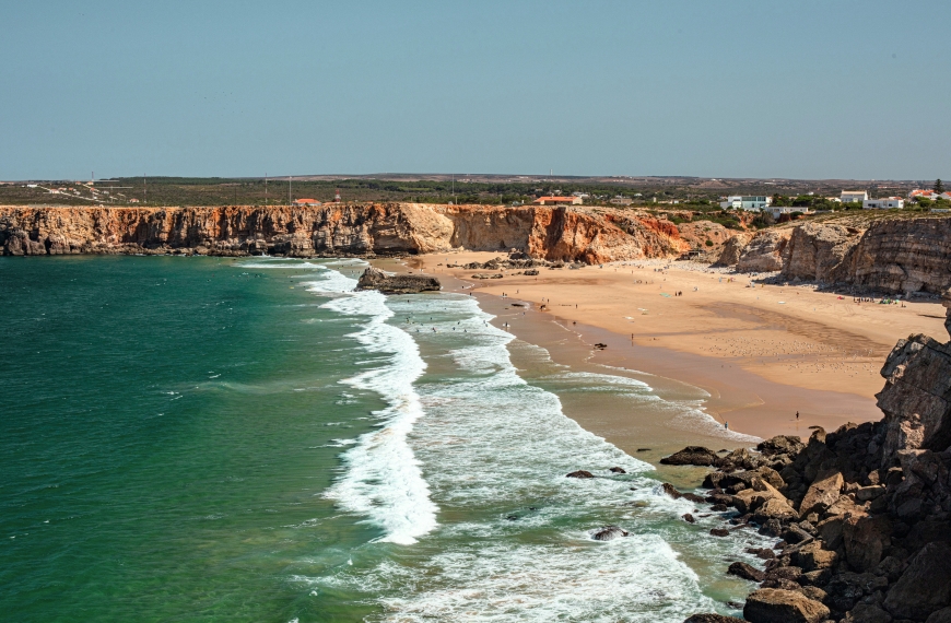 Plages iconiques et falaises spectaculaires du Portugal