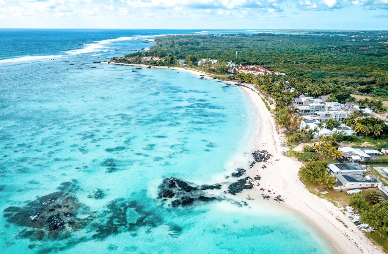 La côte Est : lagons et plages paisibles