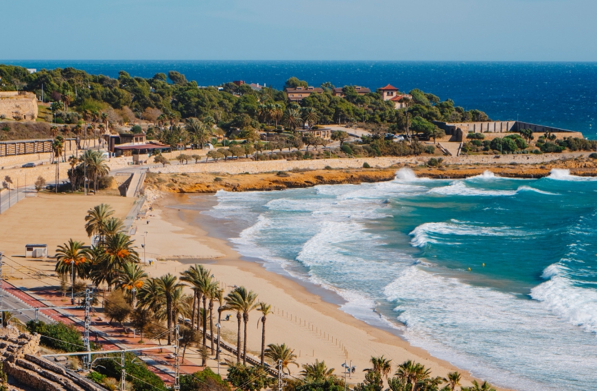 La Costa Dorada : longues plages et séjours familiaux