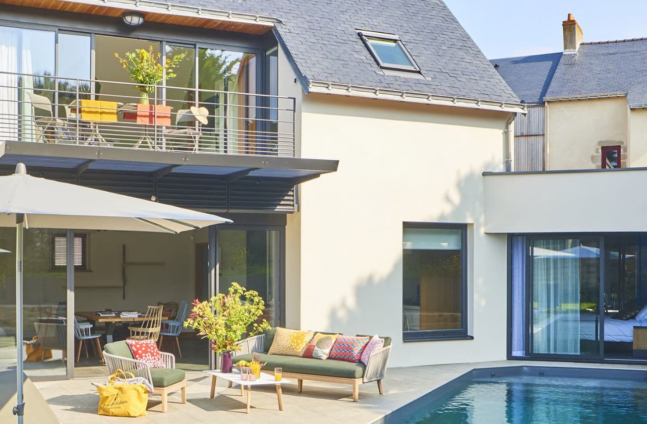 Villa Sablé : location de luxe familiale avec piscine près du littoral
