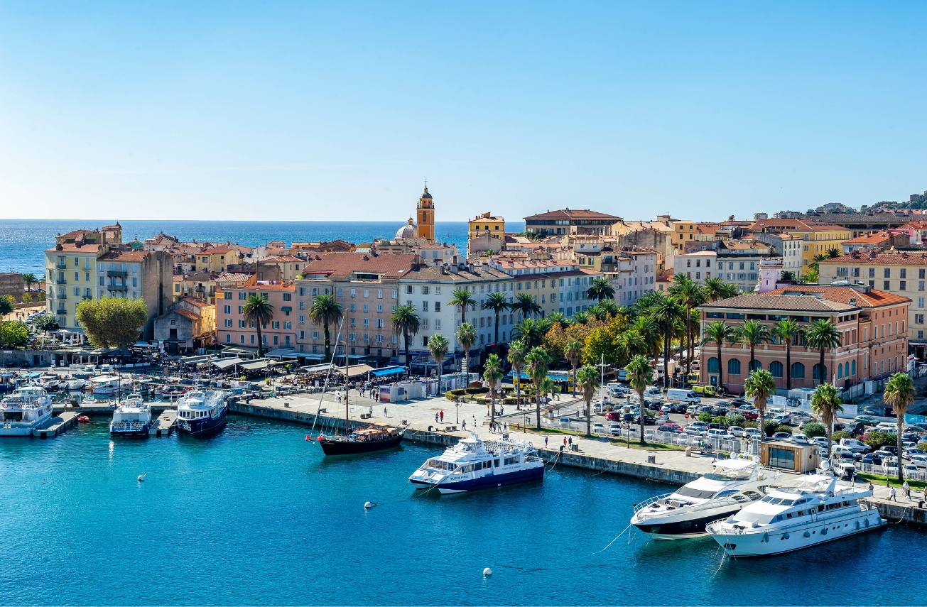 Ajaccio en Corse : plages, histoire et culture