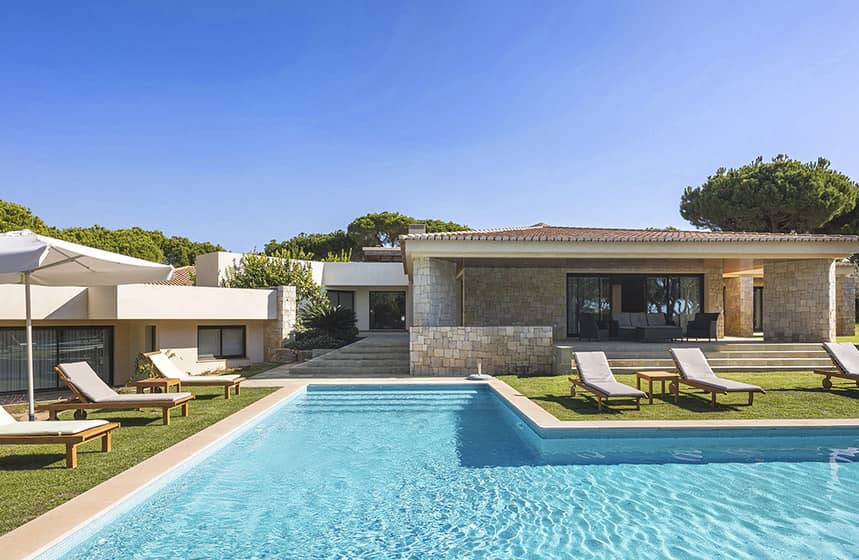 La Villa Torna