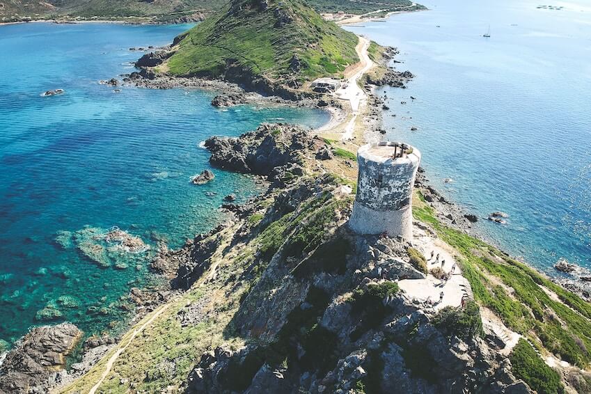 La convergence de la nature et du luxe en Corse