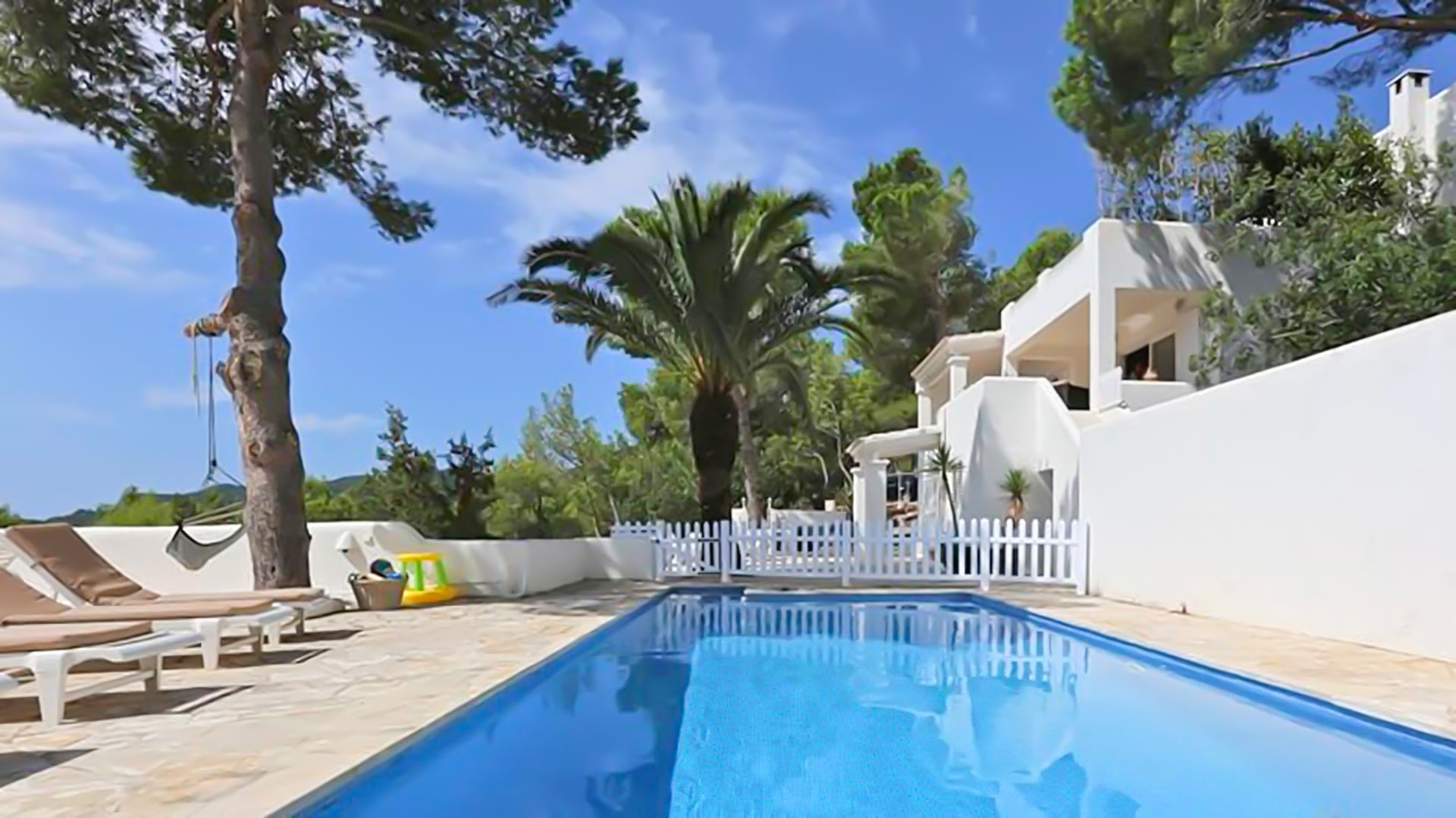 Villa Trinivel, Location à Ibiza