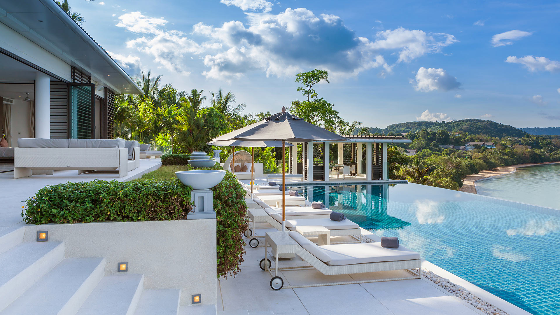 Villa Villa Blue Ocean, Location à Phuket