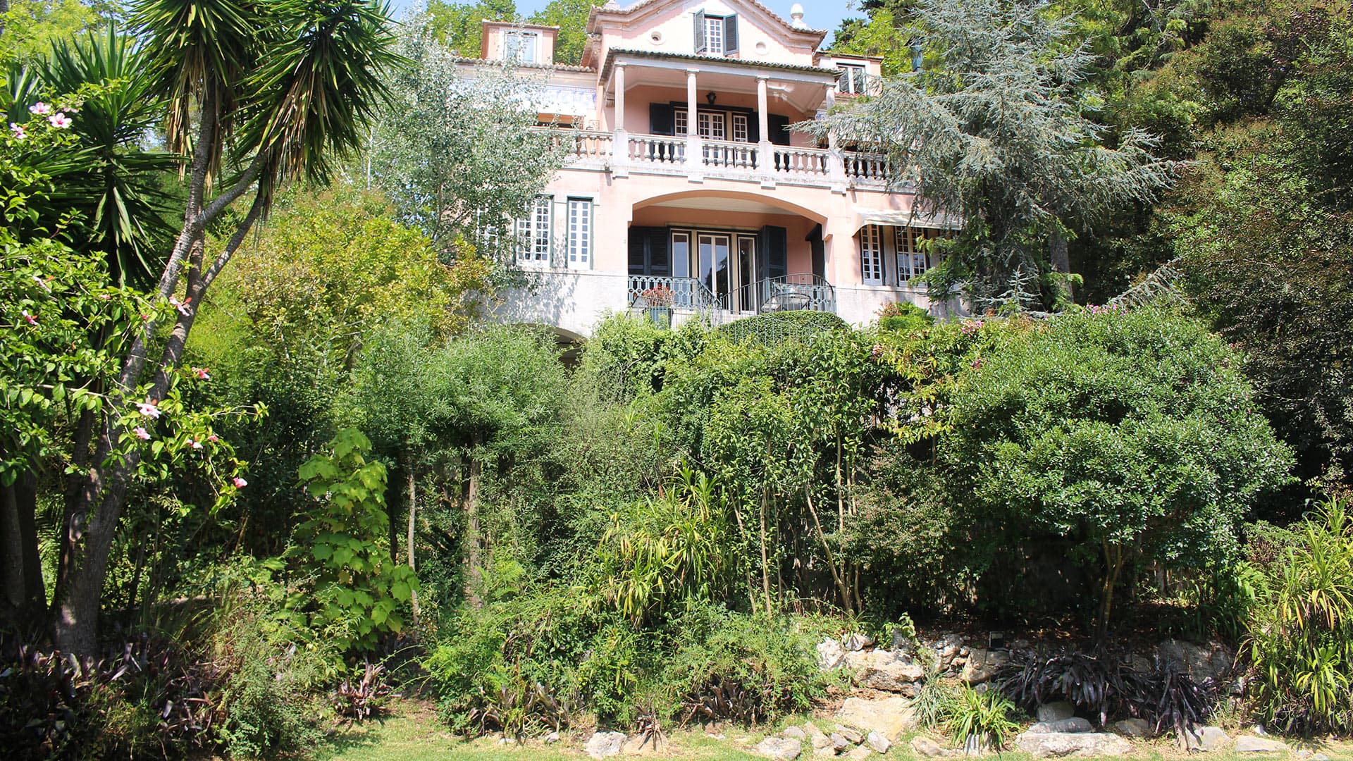 Villa Manor Sintra, Location à Sintra