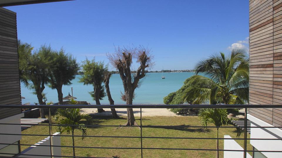Beach Front Villa Rentals In Mauritius Villanovo - 