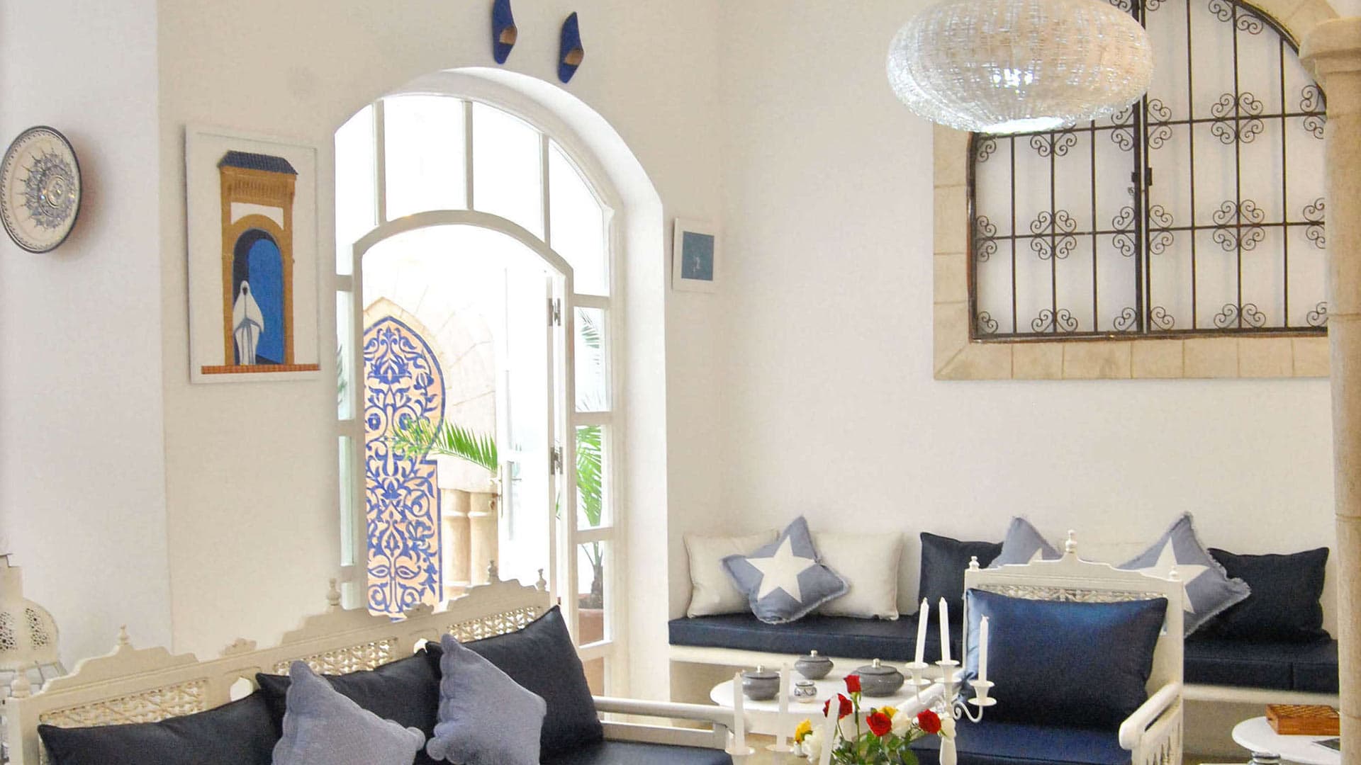 Der designorientierte trendsetter, collini, ist eine marke von berndorf besteck und sorgt stilsicher für ein modernes und harmonisches gesamtbild in ihrem zuhause. Collini Center Innen : Riad Colini - Villa à louer à Essaouira, Medina | Villanovo
